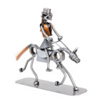 Ride pige på hest metalfigur. Skøn hestefigur som perfekt gave til dressurrytter, ride interesseret eller hesteinteresseret pige eller kvinde. Metalfigurer og sportsfigurer