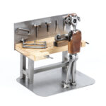 Svendegave til snedker metalfigur. Metalfigurer og svendegaver