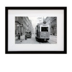 Sporvogn i Krakow kunstfoto m/ramme, S/h foto af sporvogn i Krakow, taget af polsk kunstner. Gave ide til ham eller hende. 30x40 cm