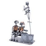 Forelsket kærestepar metalfigur med fotoramme. Romantisk gave, årsgave, Valentins gave til kæresten, konen, romantisk mand eller som friergave. Metalfigurer og kærestefigurer