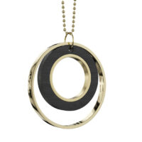 Forgyldt sort eller kongeblå cirkel halskæde - håndlavet dansk design. Lang cirkelhalskæde med håndmalet birketræ og forgyldt ramme og kæde.