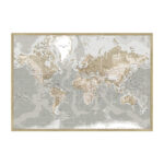 Lærredstryk gråt pin board verdenskort til væg indrammet i egetræs ramme, monteret på en blød træfiberplade til påsætning af nålepinde.