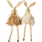 Tekstil kaniner med kjoler som ting til boligen eller til børneværelset